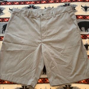 PGA TOUR SHORTS MENS GRAY SIZE 36